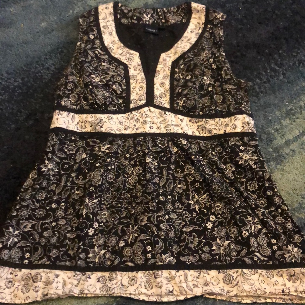 Black and white paisley tank